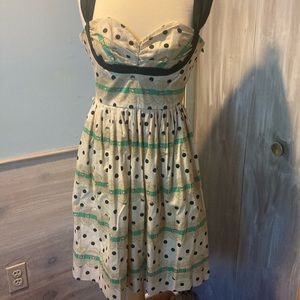 Betsy Johnson pin-up style dress, green, black, gold, knee length size 2